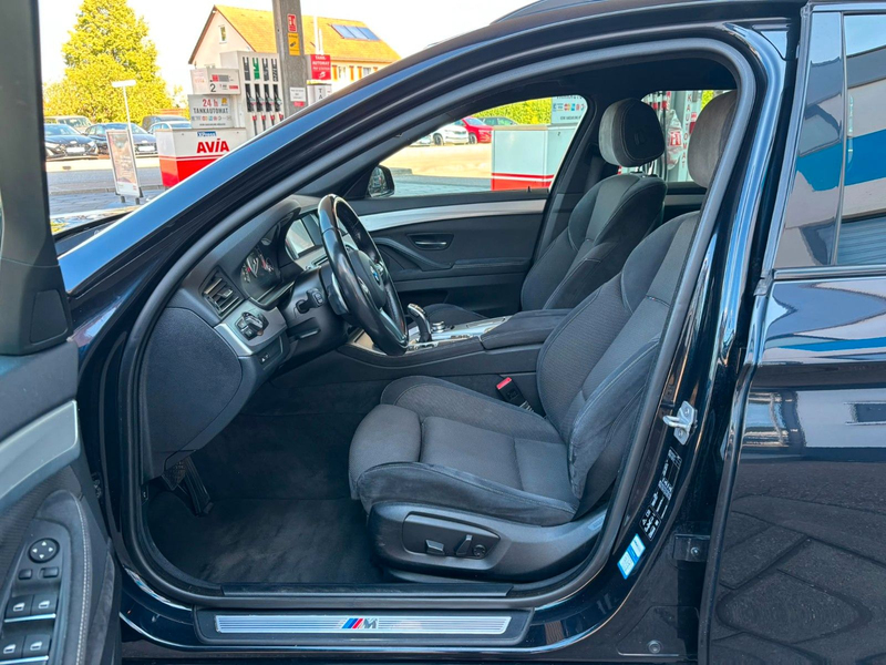 BMW 530 d xDrive Touring *M-Paket/AHK/Navi/Xenon* — photo 9
