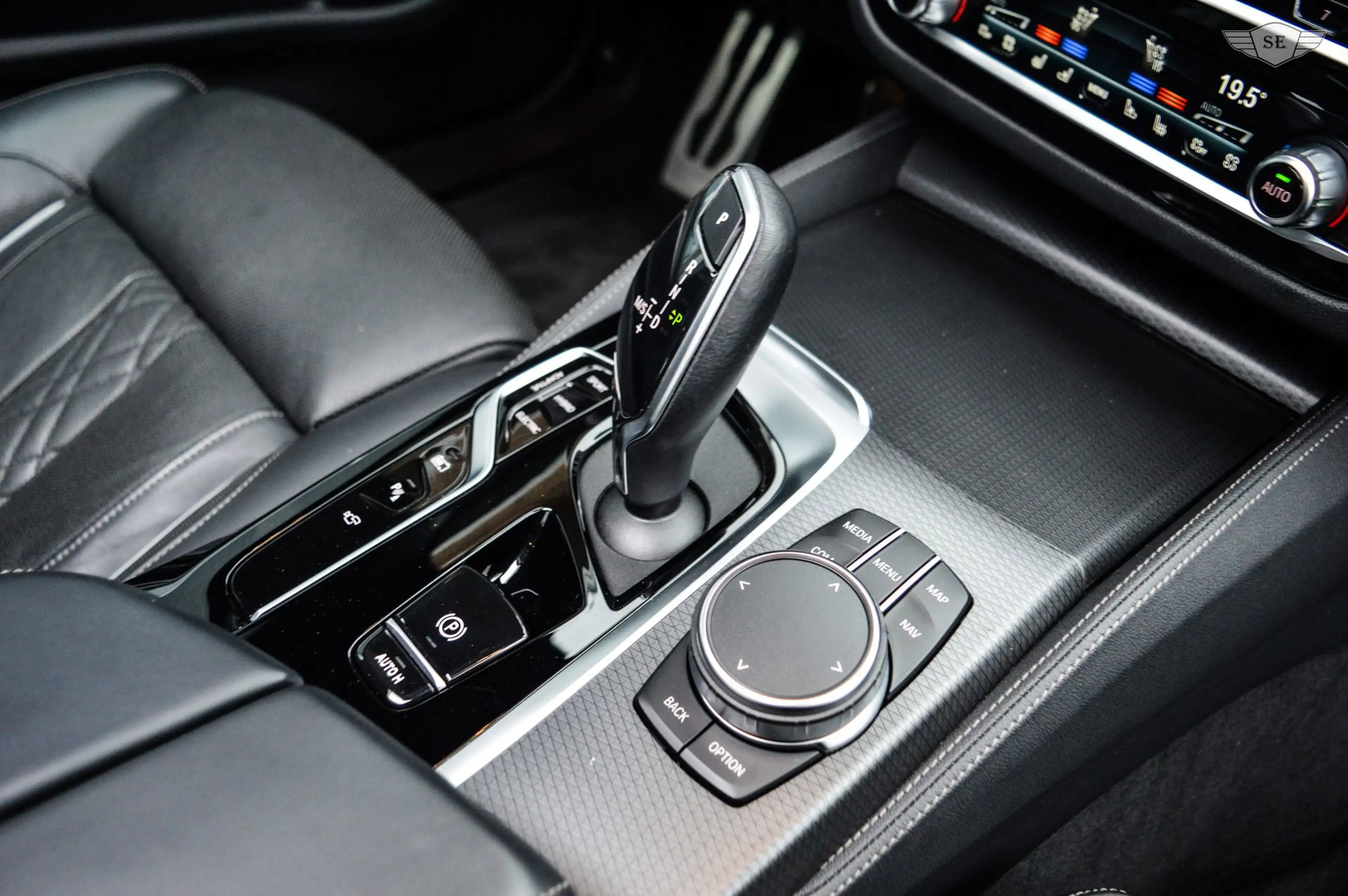 BMW 530 5-serie 530e|M-PAKKET|PILOT|360|H&K|LASER|NAPPA|PA — photo 28