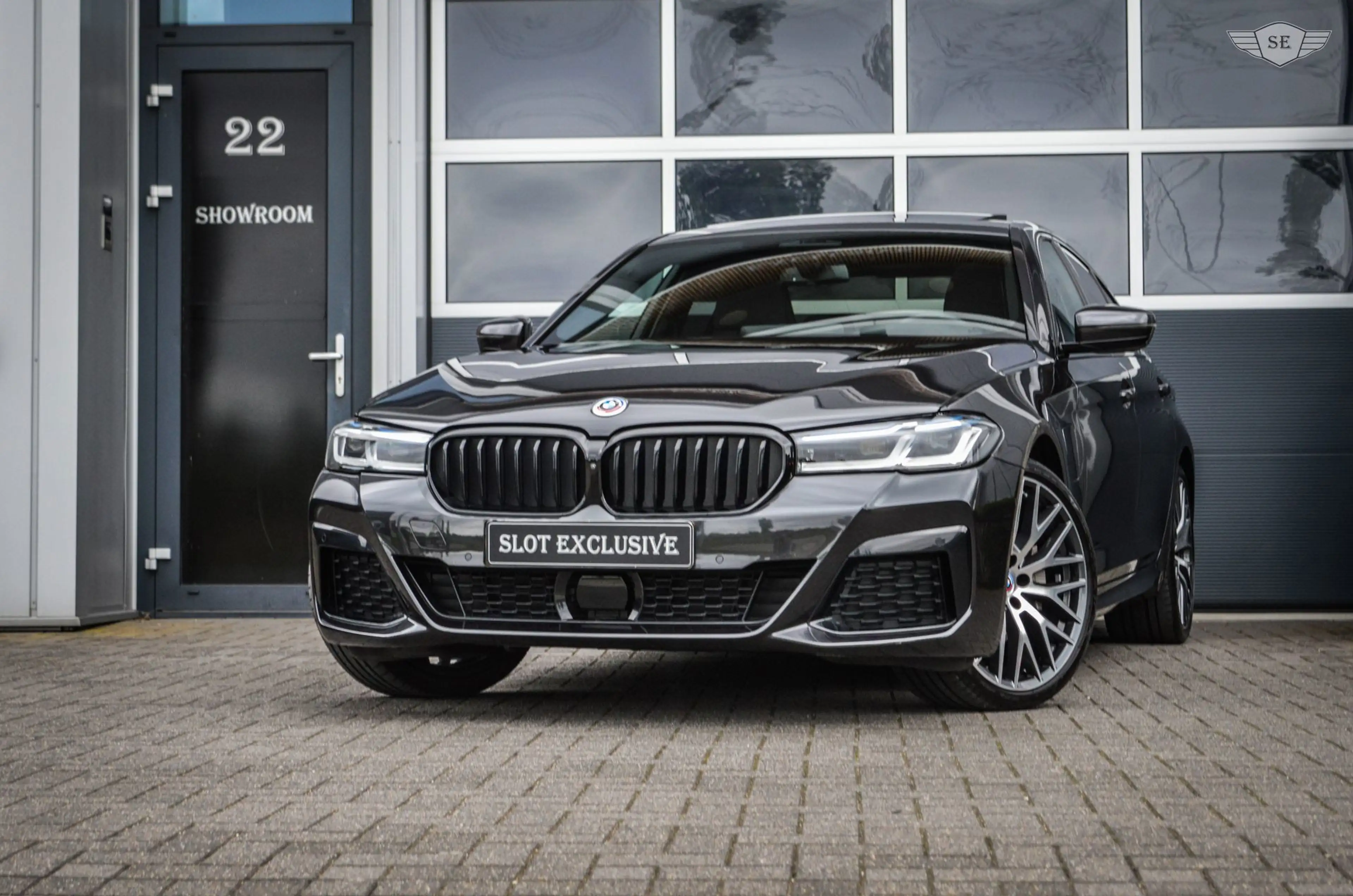 BMW 530 5-serie 530e|M-PAKKET|PILOT|360|H&K|LASER|NAPPA|PA