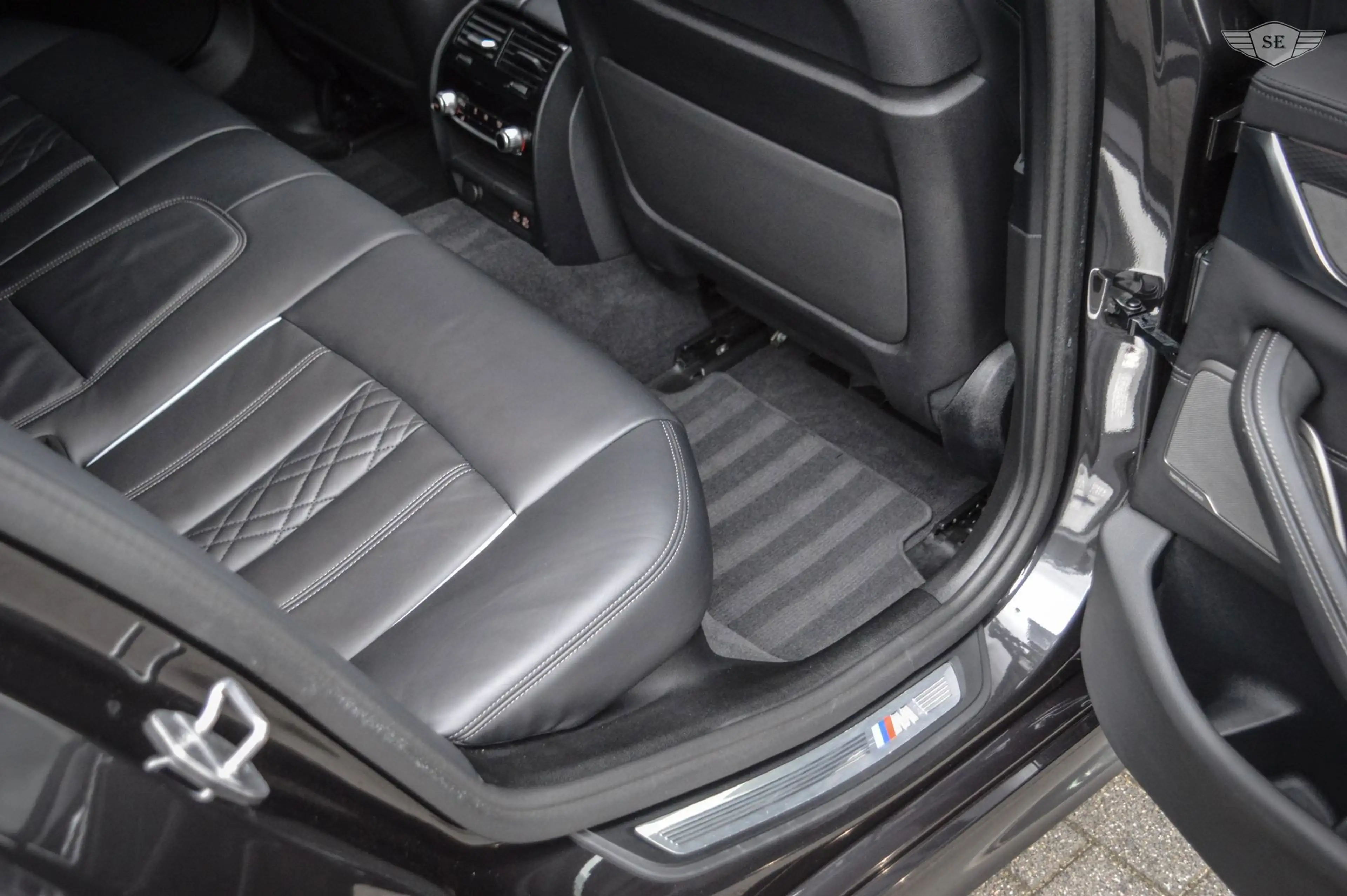 BMW 530 5-serie 530e|M-PAKKET|PILOT|360|H&K|LASER|NAPPA|PA — photo 29