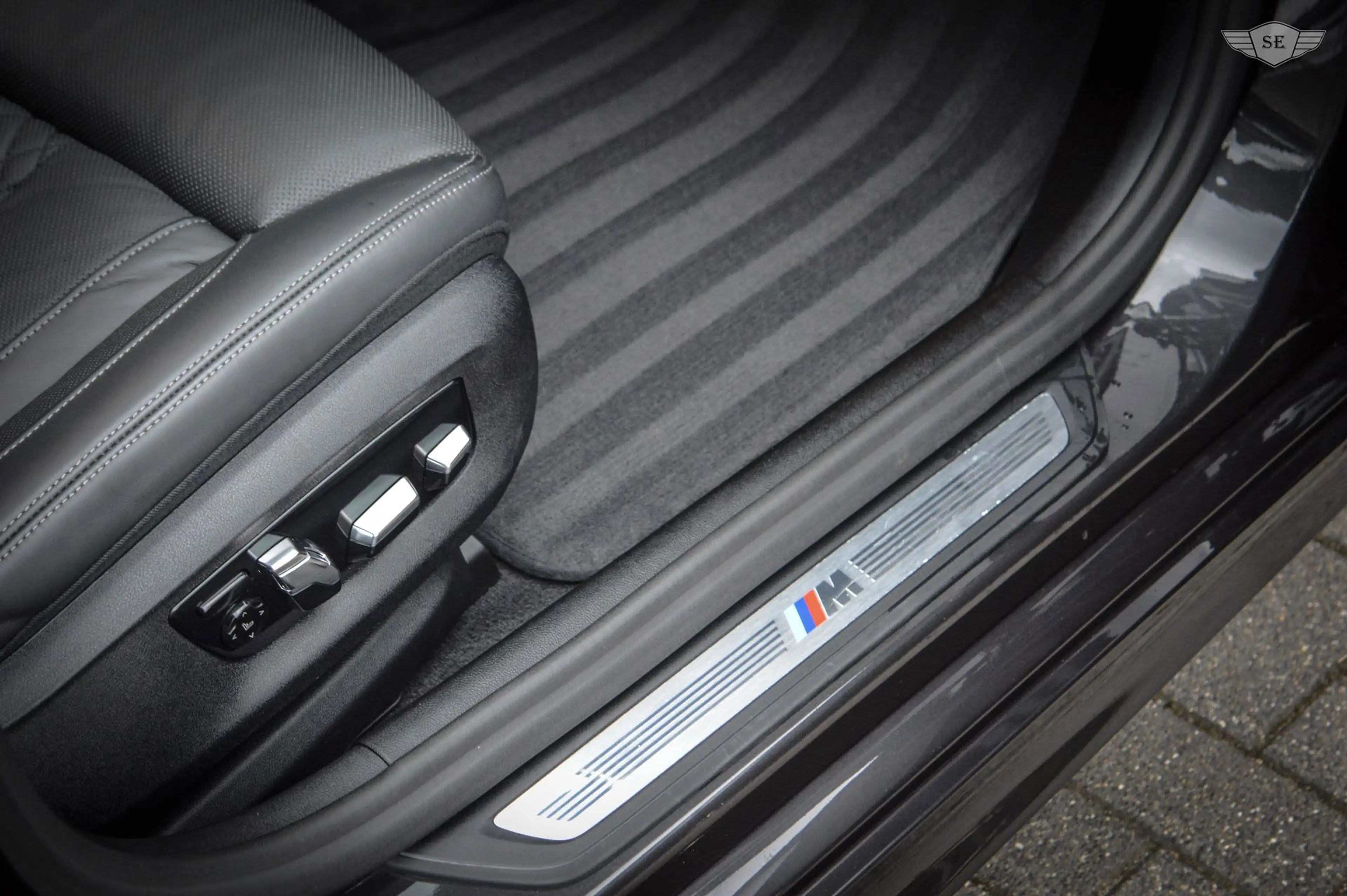 BMW 530 5-serie 530e|M-PAKKET|PILOT|360|H&K|LASER|NAPPA|PA — photo 9