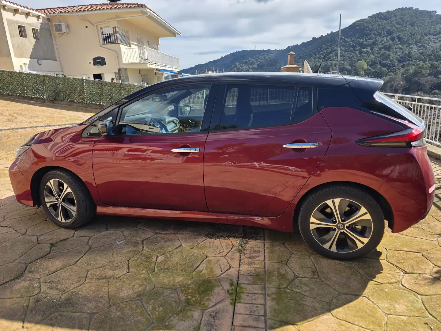 Nissan Leaf Leaf 62 kWh e  N-Connecta 160kW N-Connecta Burdeos - 2