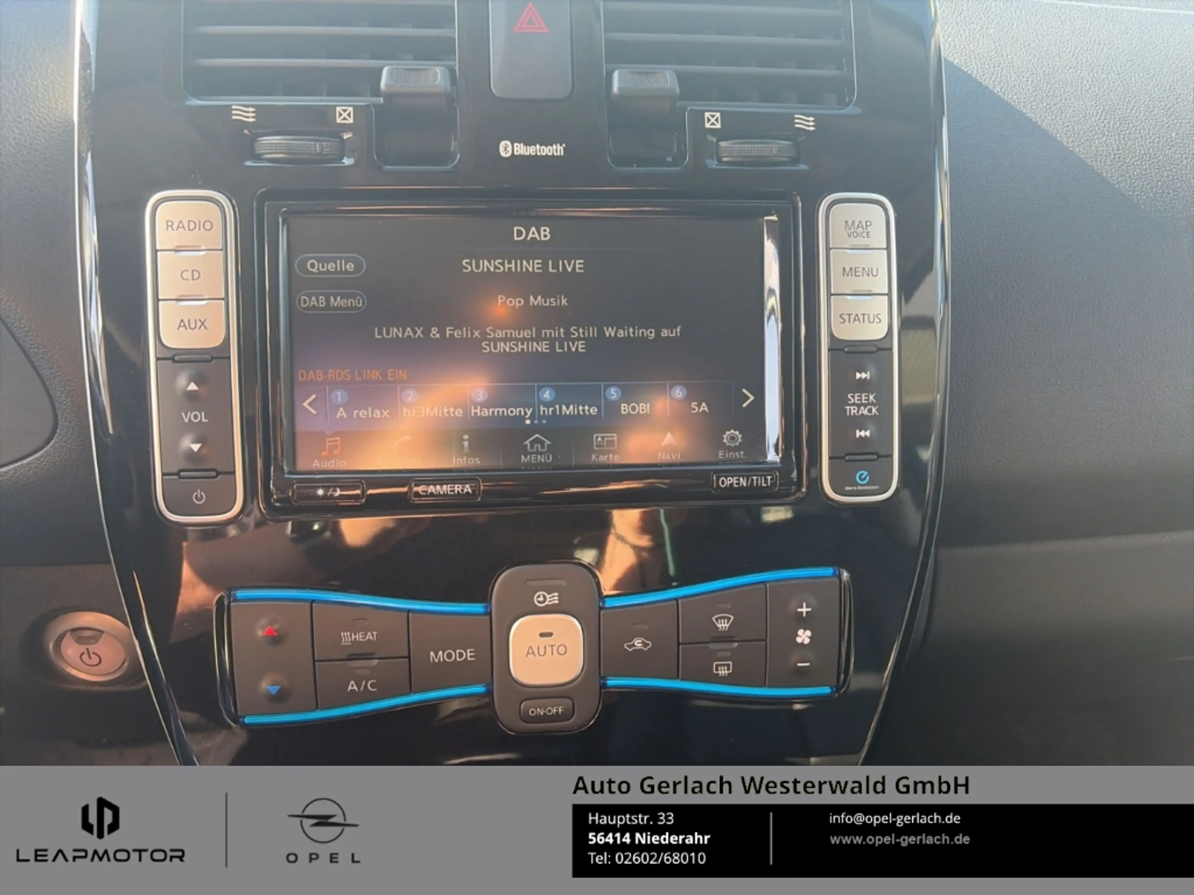 Nissan Leaf Tekna Navi Soundsystem Bose LED Klimaautom Sitzhei — photo 7