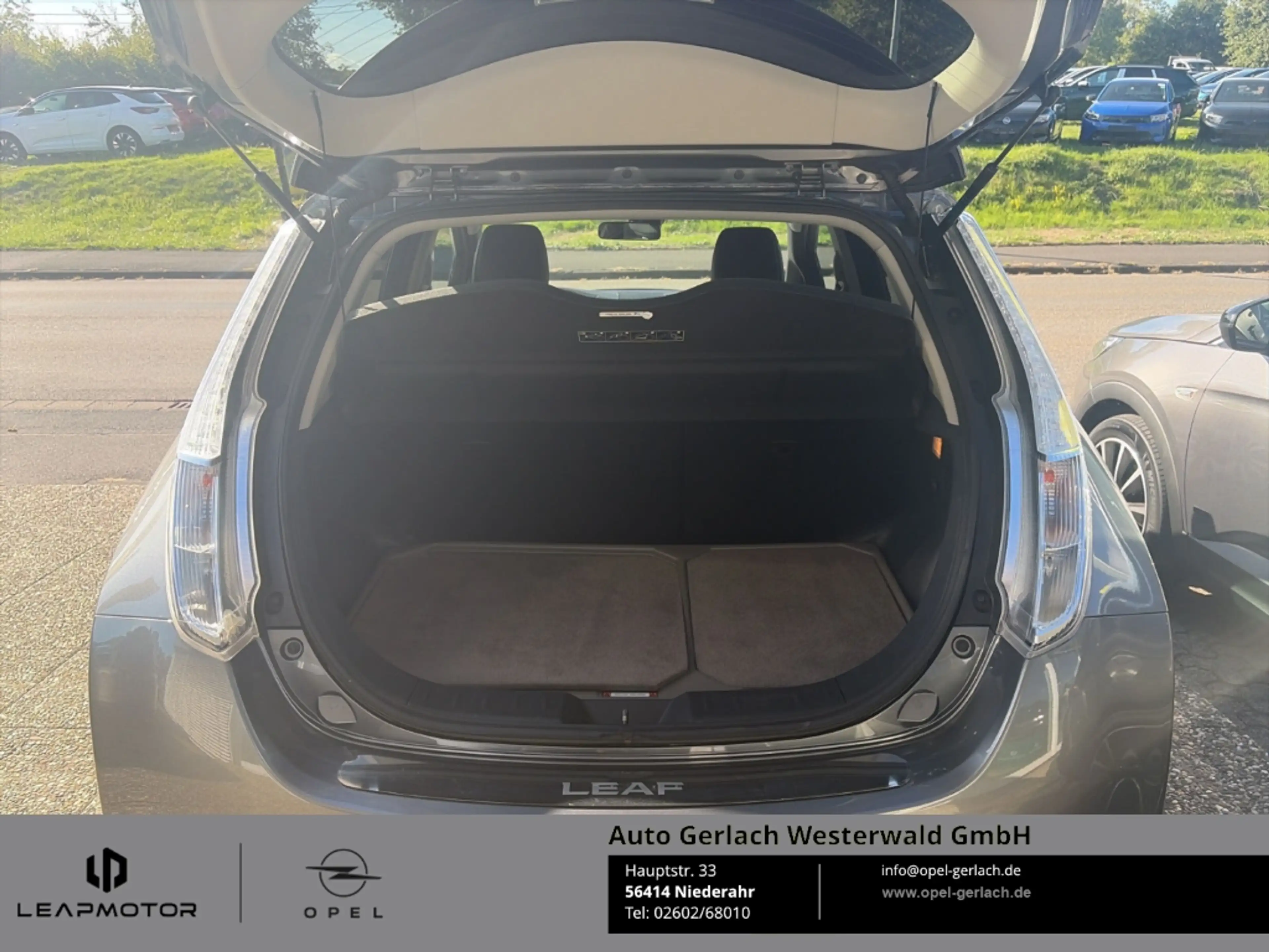 Nissan Leaf Tekna Navi Soundsystem Bose LED Klimaautom Sitzhei — photo 15