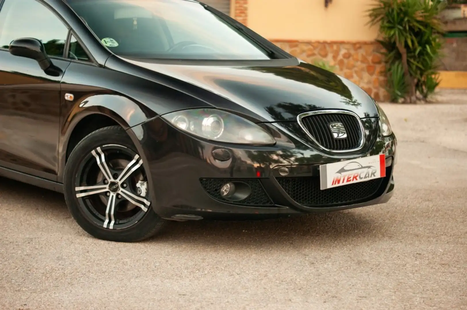 SEAT Leon 1.9TDI Reference Negro - 2