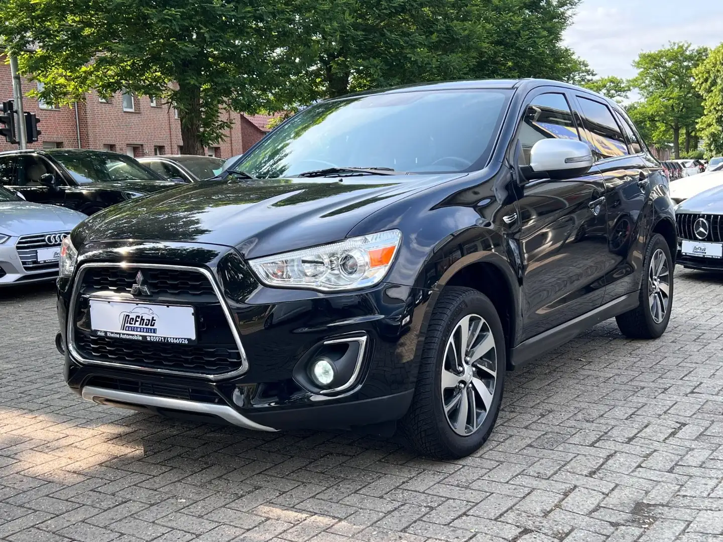 Mitsubishi ASX Diamant Edition 2WD 2.Hand Schwarz - 2