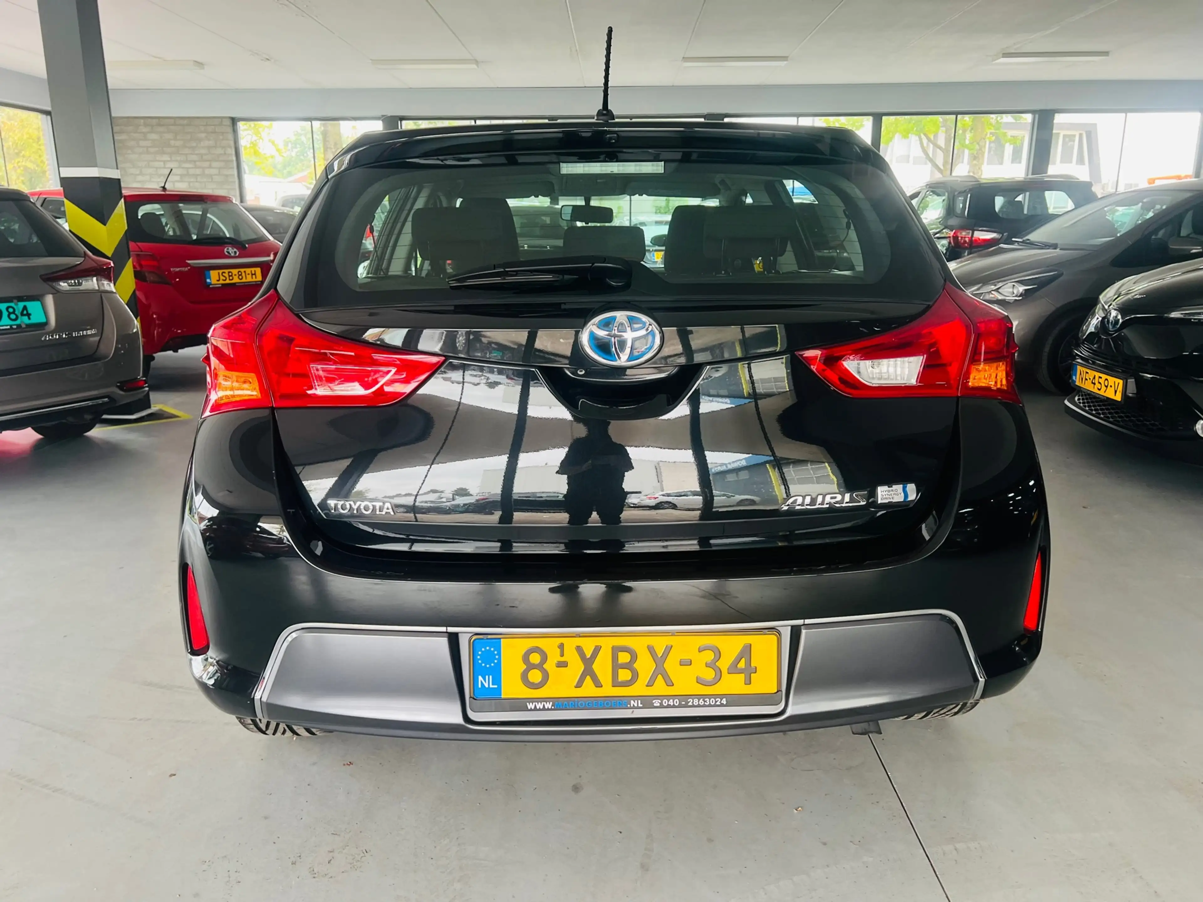 Toyota Auris 1.8 Hybrid Executive — photo 5