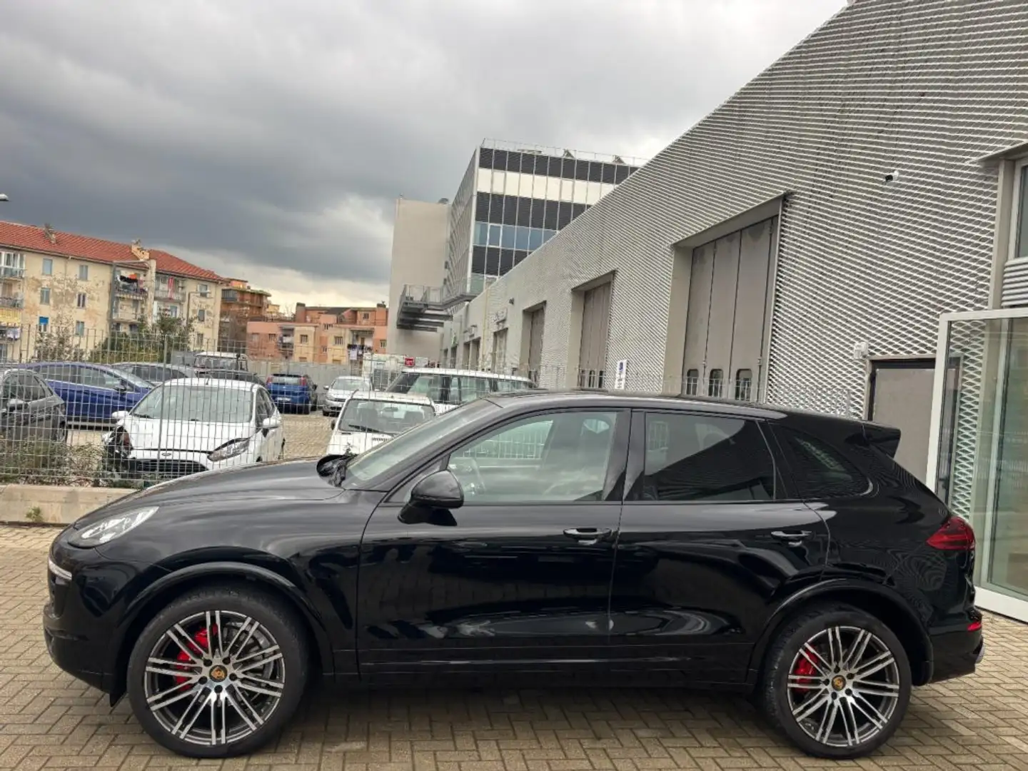 Porsche Cayenne 3.0 Diesel Platinum Edition Noir - 2