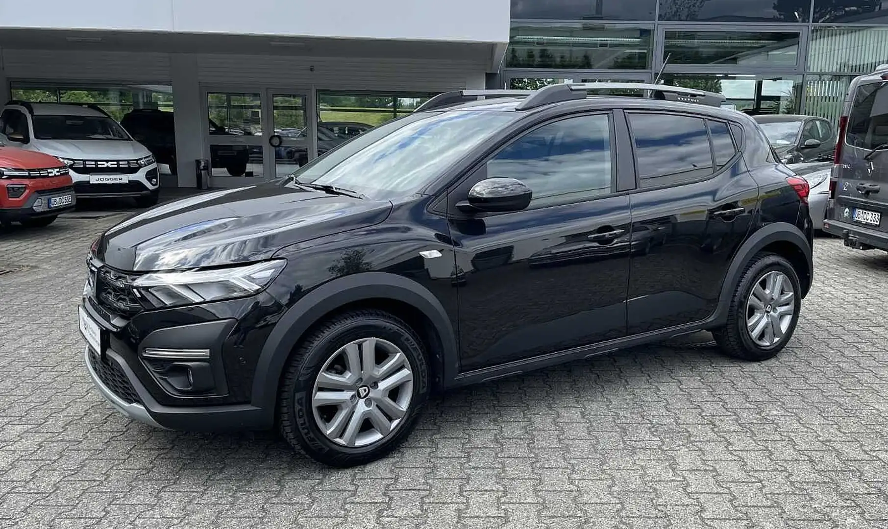Dacia Sandero Stepway Comfort TCe 100 LPG/Benzin bivalent Zwart - 1