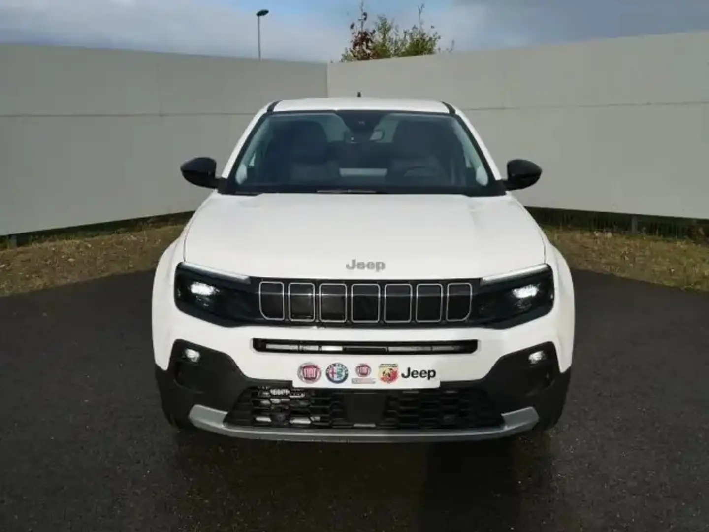 Jeep Avenger 1.2 Turbo Summit Infotainmente & Pack Winter Bianco - 1