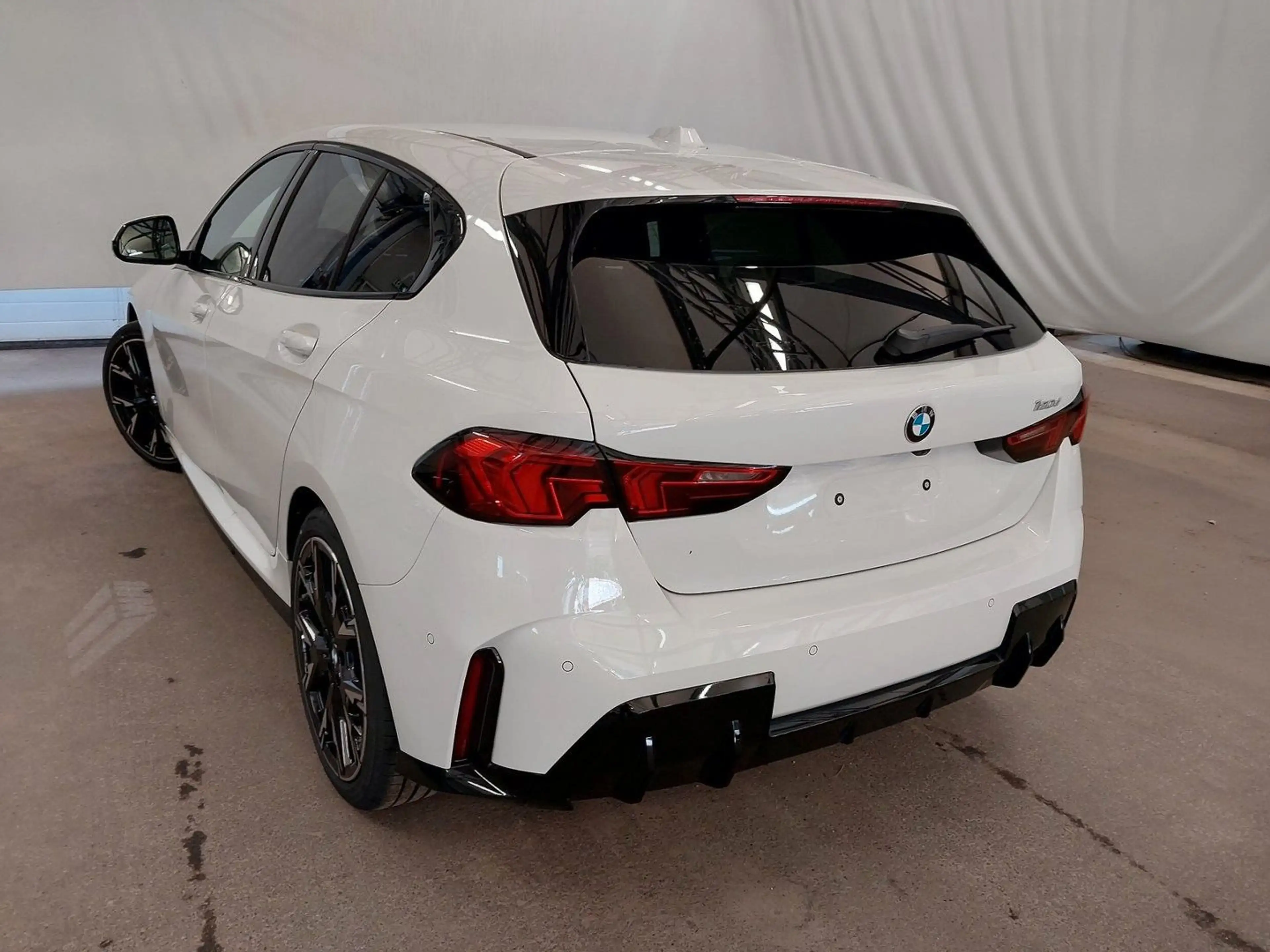 BMW 120 d M Sport ACC 360° HUD H/K SHZ KZU QI MEMORY — photo 4