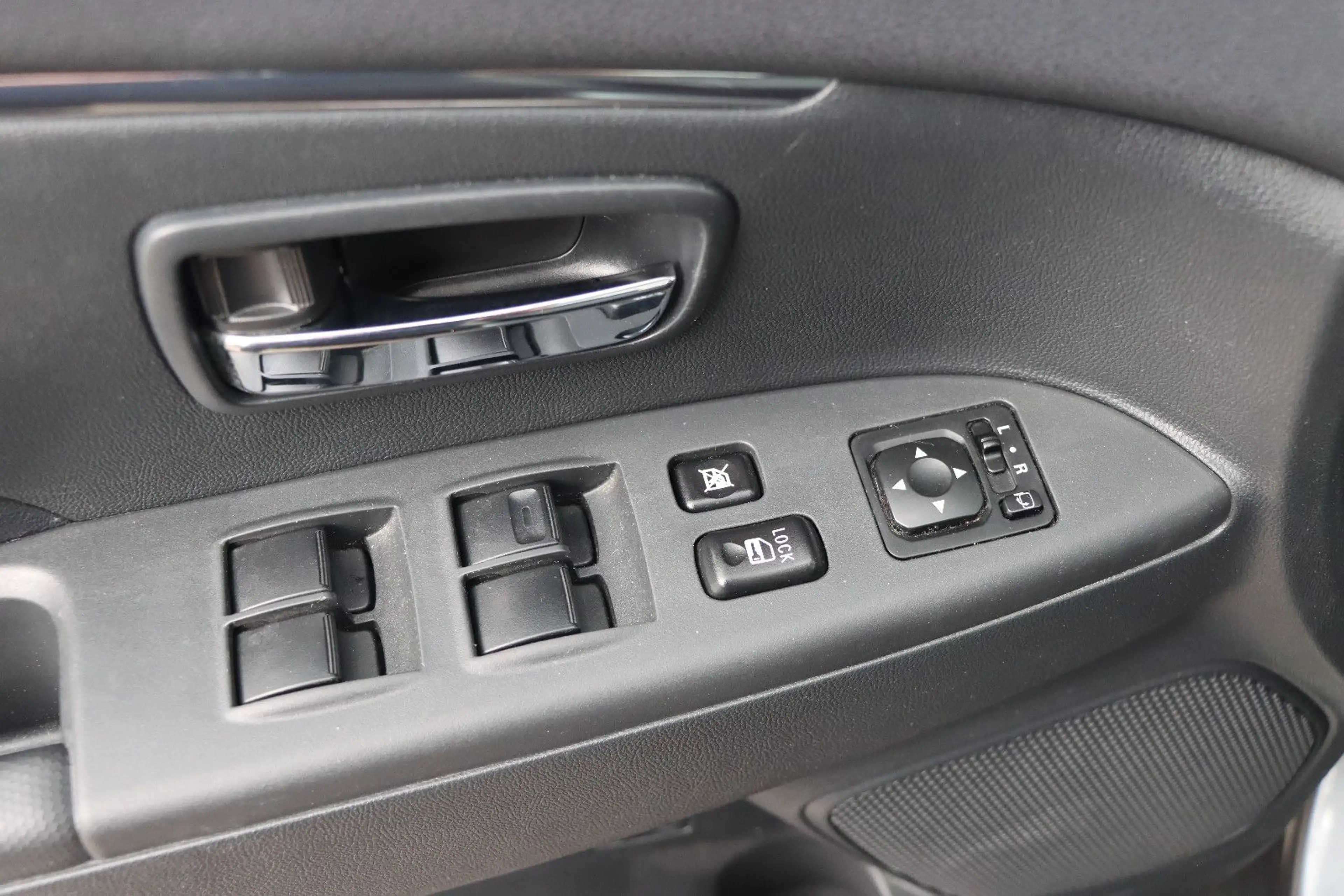Mitsubishi ASX Top 4WD l NAVI l KAMERA l LEDER l PANO — photo 11
