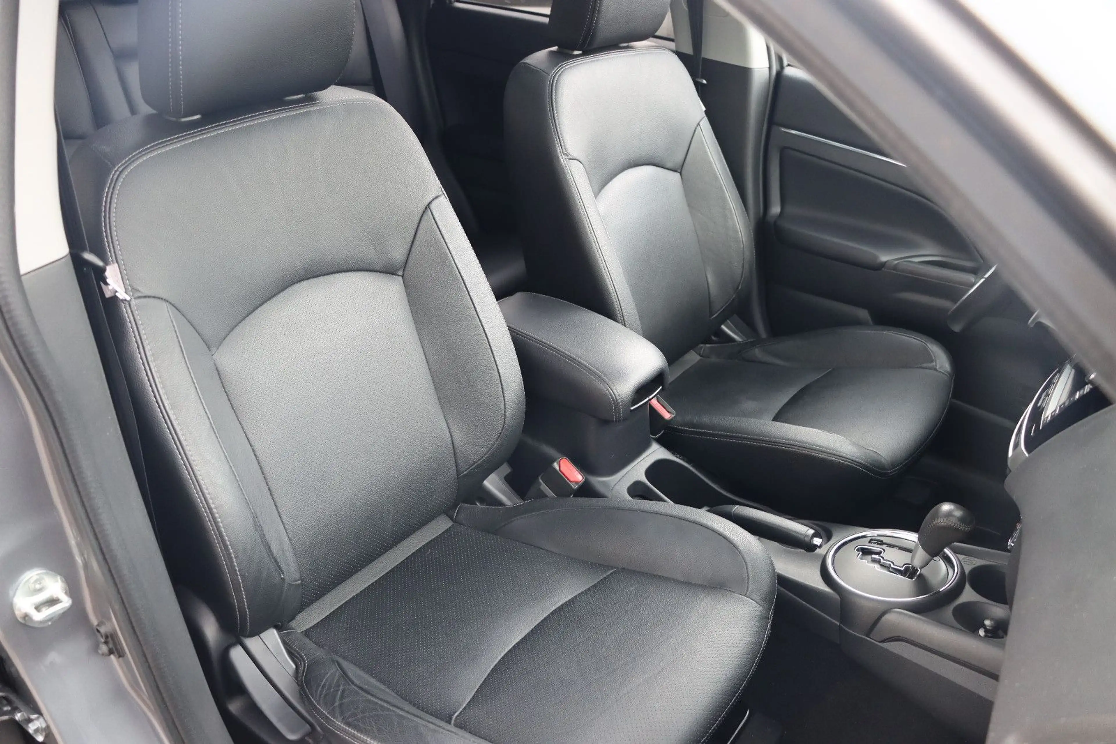Mitsubishi ASX Top 4WD l NAVI l KAMERA l LEDER l PANO — photo 8