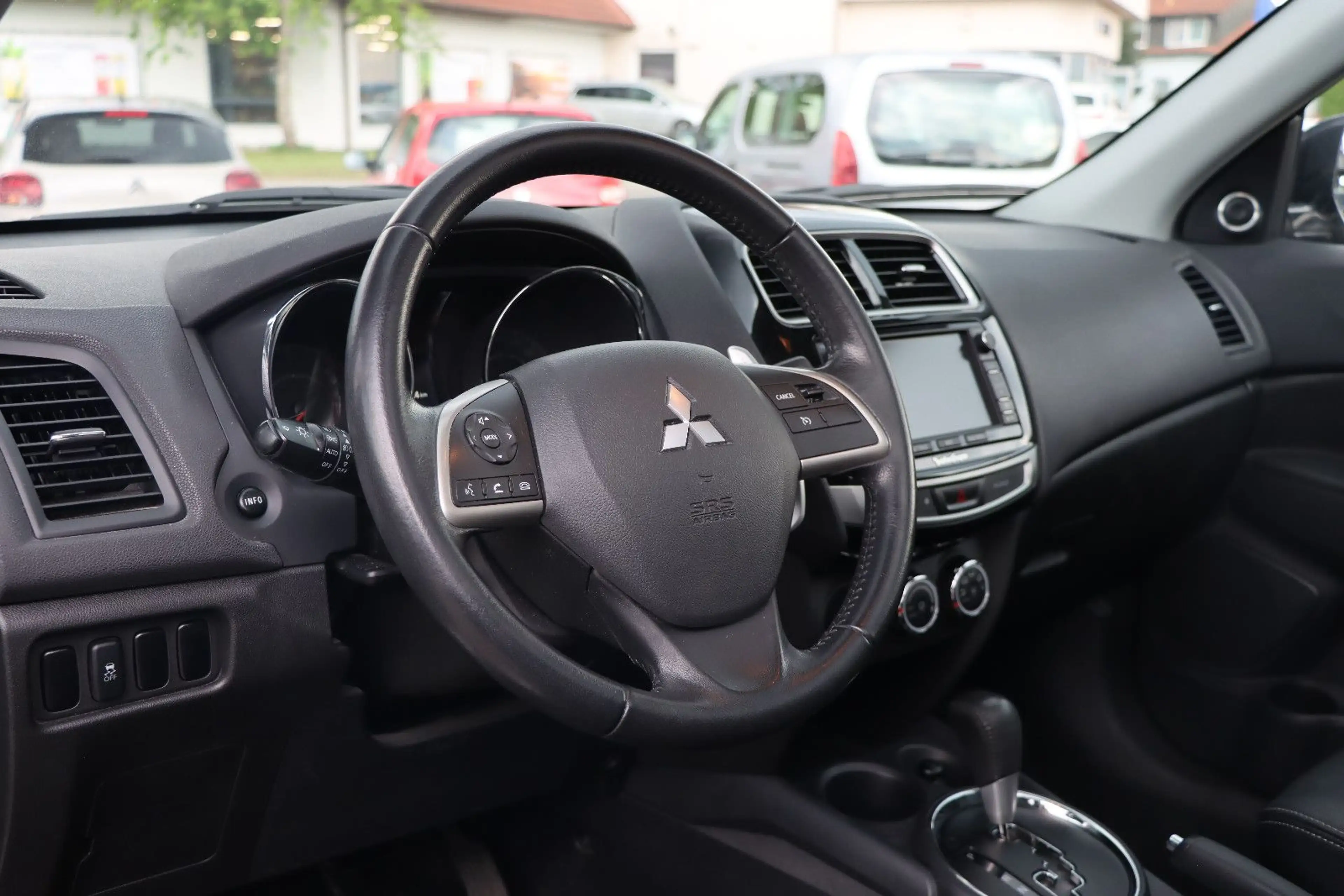 Mitsubishi ASX Top 4WD l NAVI l KAMERA l LEDER l PANO — photo 10