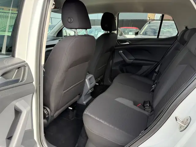 Volkswagen T-Cross view 15