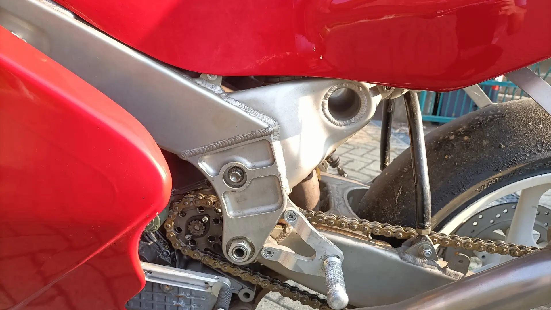 Ducati 851 SBK crvena - 1