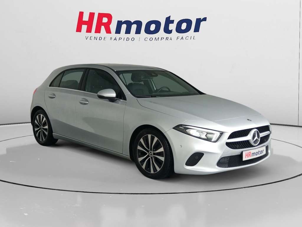 Mercedes-Benz A 180 180d 8G-DCT - foto 1