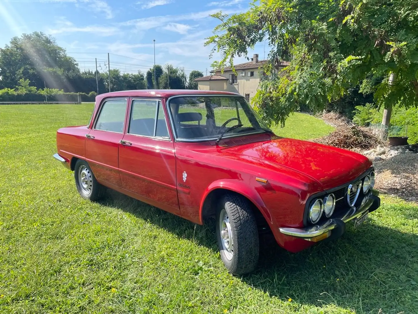 Alfa Romeo Nuova Giulia Super 1300 Червоний - 1