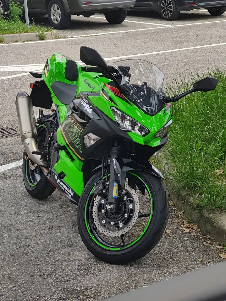 Kawasaki Ninja 400