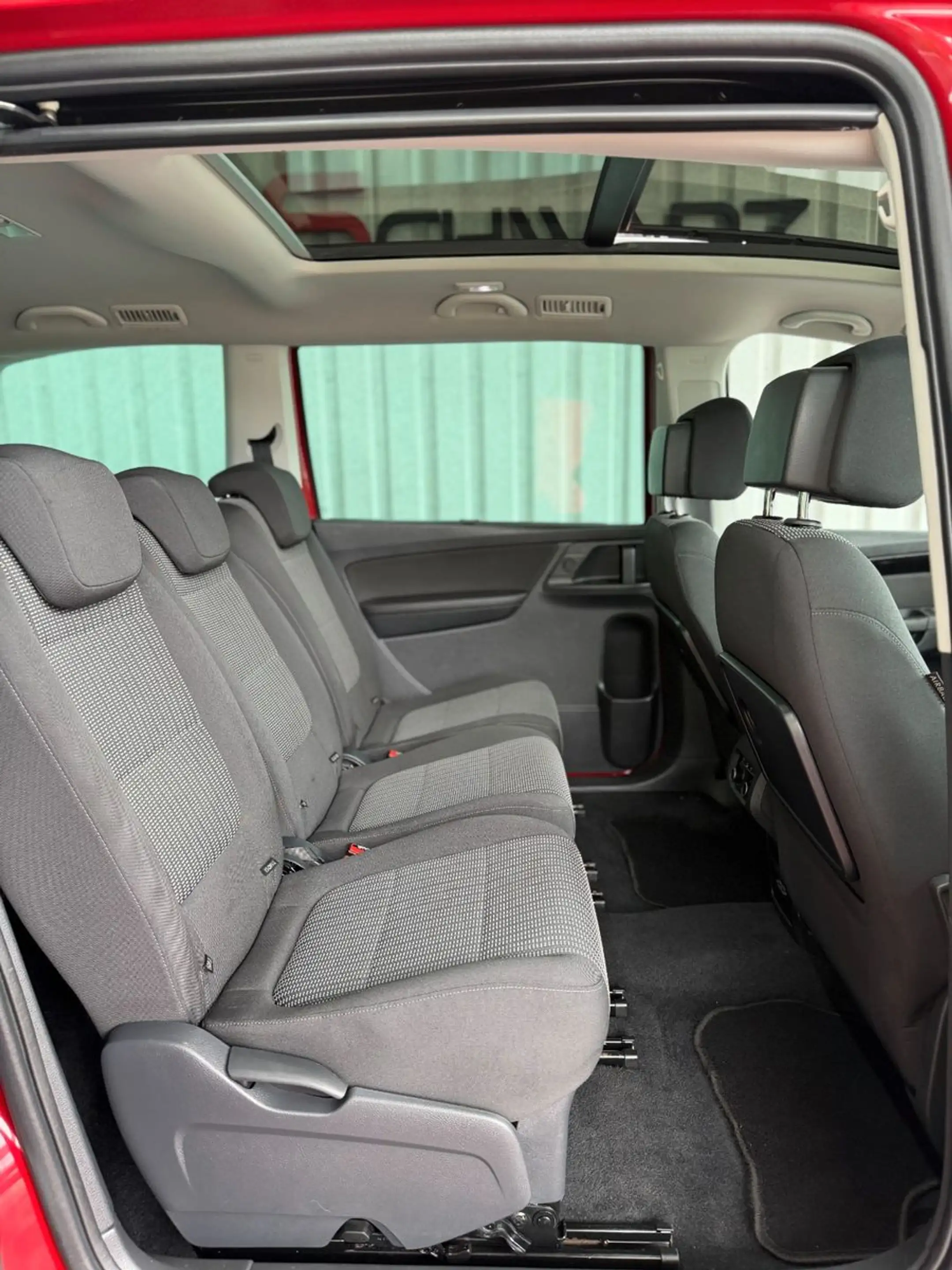 SEAT Alhambra Style 7Sitzer Pano Kamera Tempo PDC SHZ FullLink — photo 15