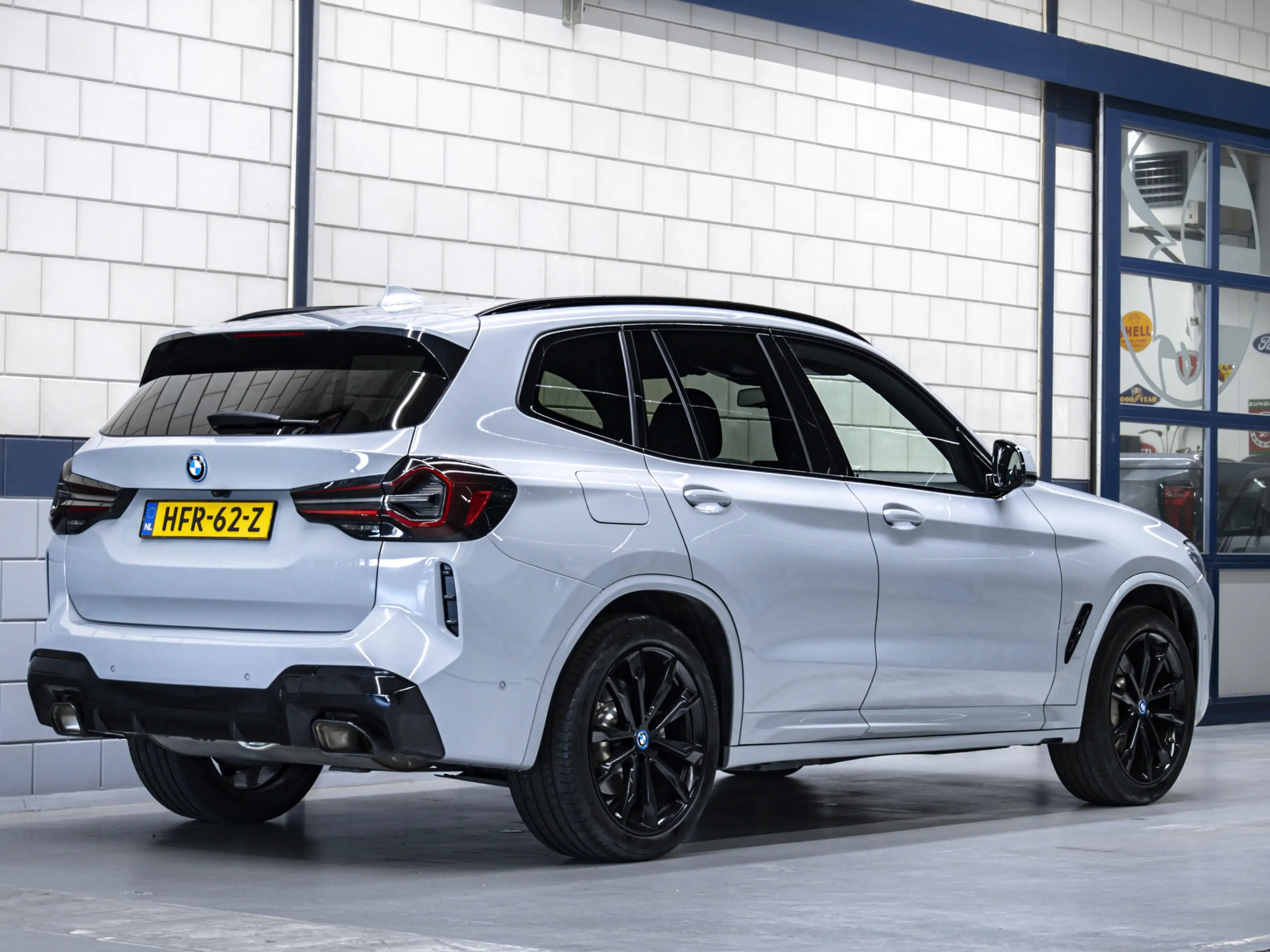 BMW X3 xDrive30e High Executive | M-Sport — photo 3