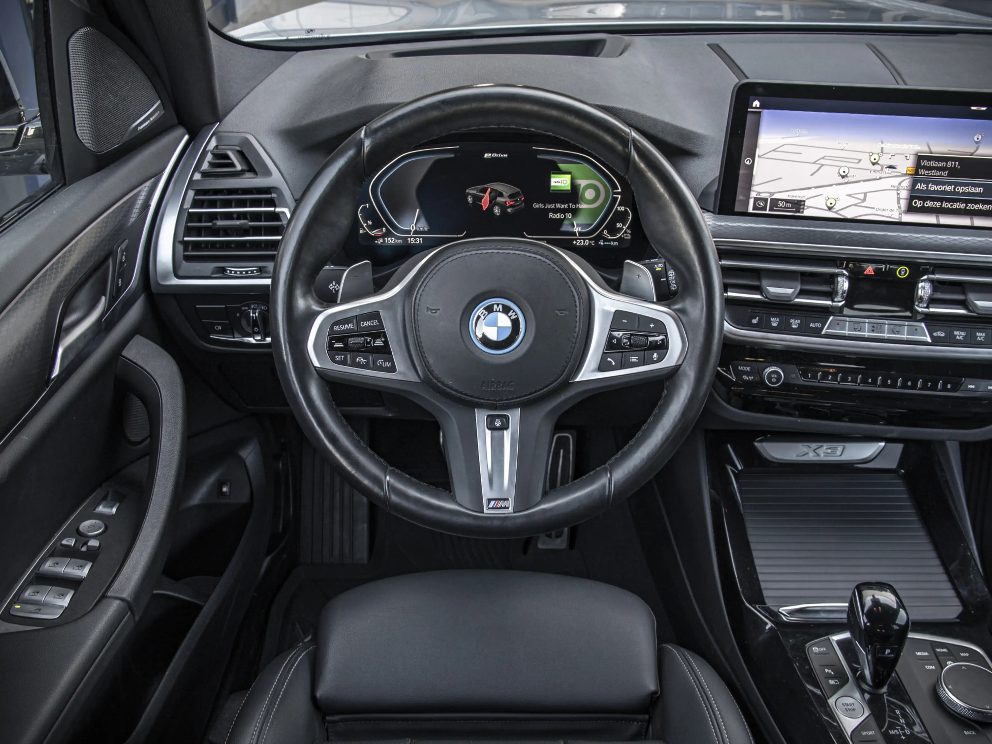BMW X3 xDrive30e High Executive | M-Sport — photo 11