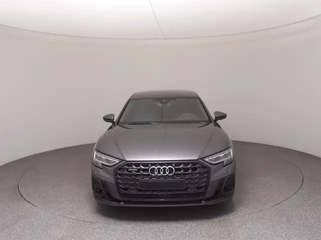 Audi A8 view 3