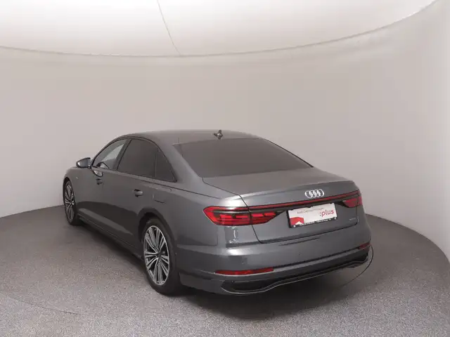 Audi A8 view 5