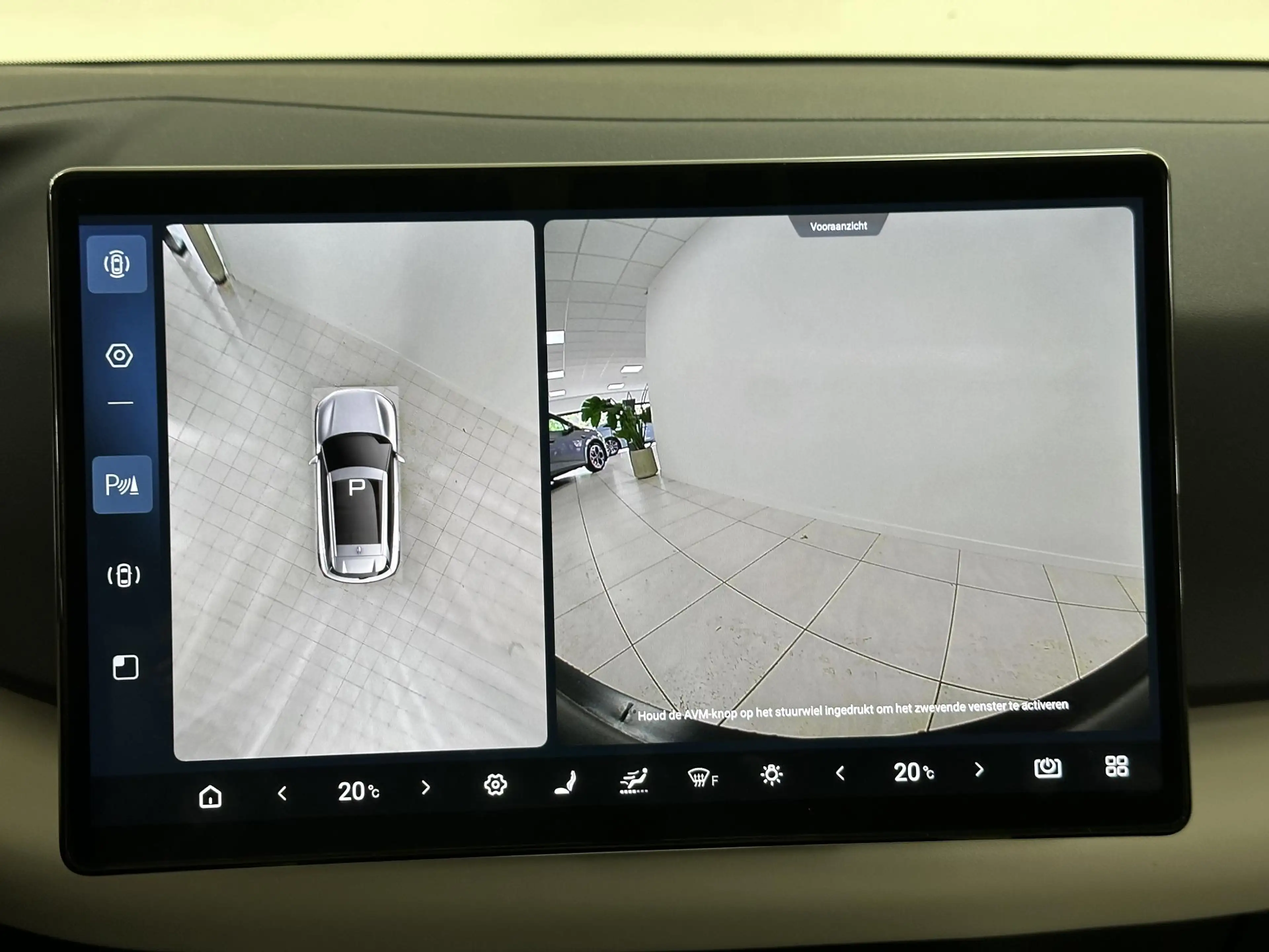 BYD Atto 2 1.5 DM-i Boost Panoramadak | 360 camera | Leder in — photo 12