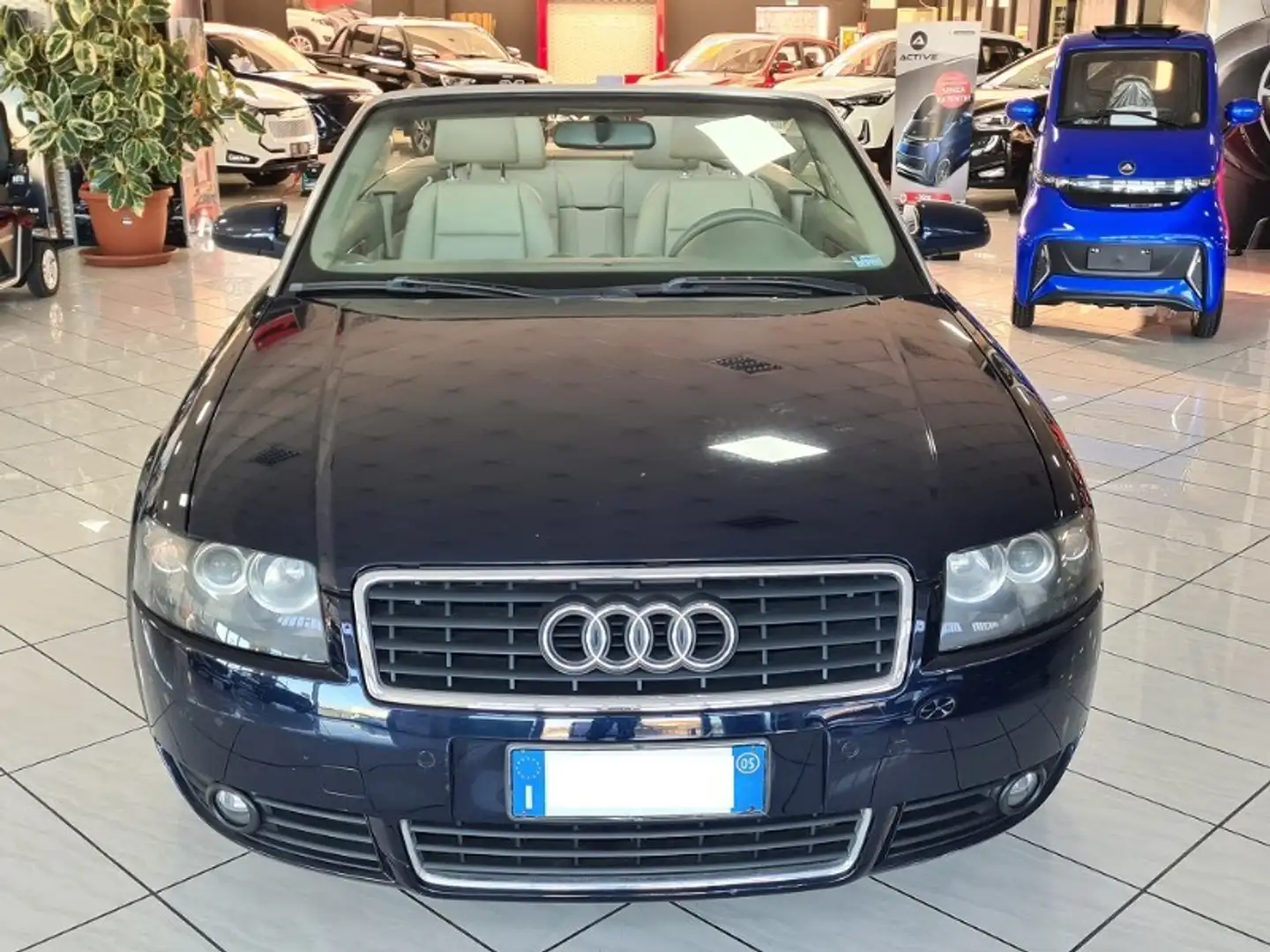 Audi A4 Blauw - 2