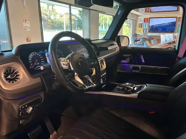 Mercedes-Benz G-Class view 3