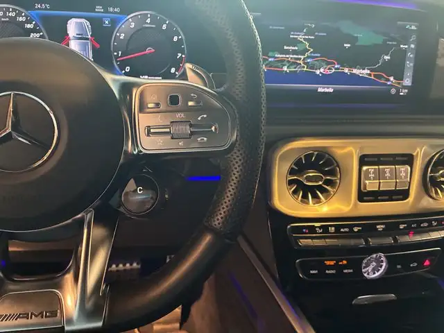 Mercedes-Benz G-Class view 18
