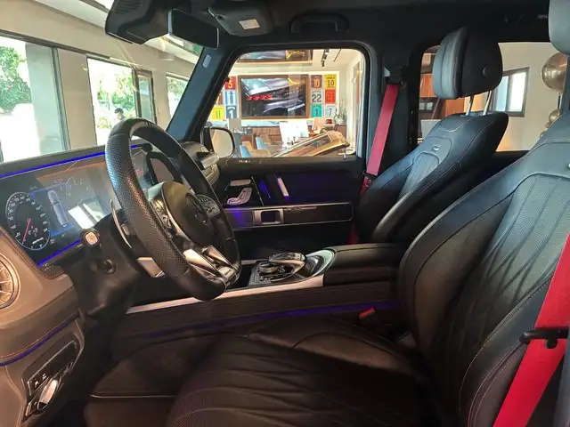 Mercedes-Benz G-Class view 5