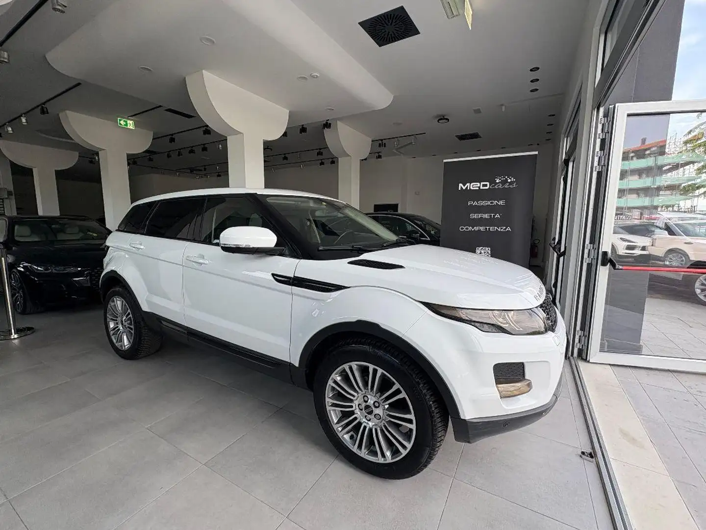 Land Rover Range Rover Evoque 2.2 SD4 PRESTIGE 190CV / NAVI / CAMERA / 19'' Blanco - 2