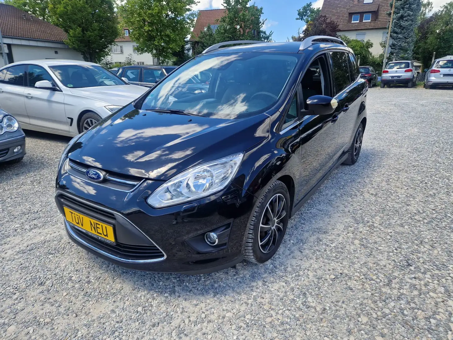 Ford Grand C-Max Trend Schwarz - 1