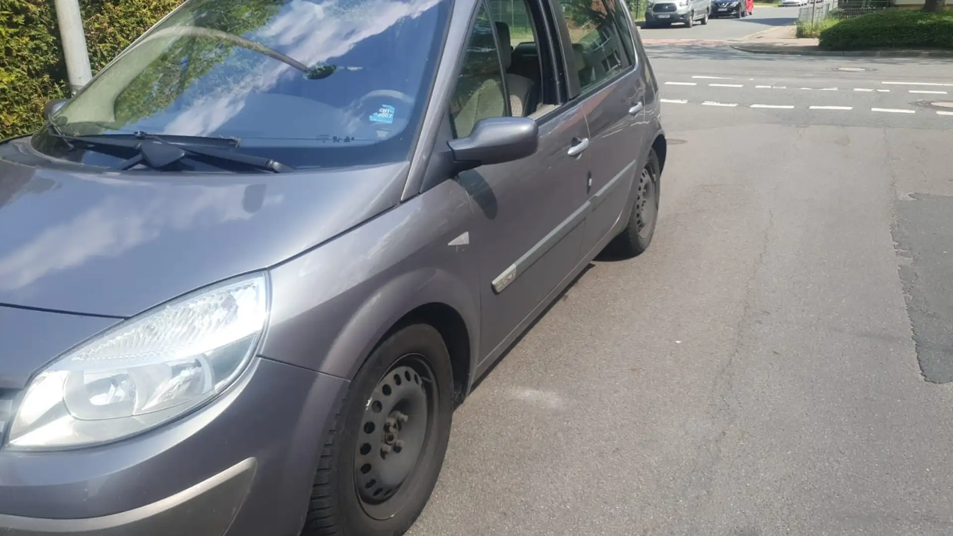 Renault Scenic 2.0 16V Luxe Privilege - 1