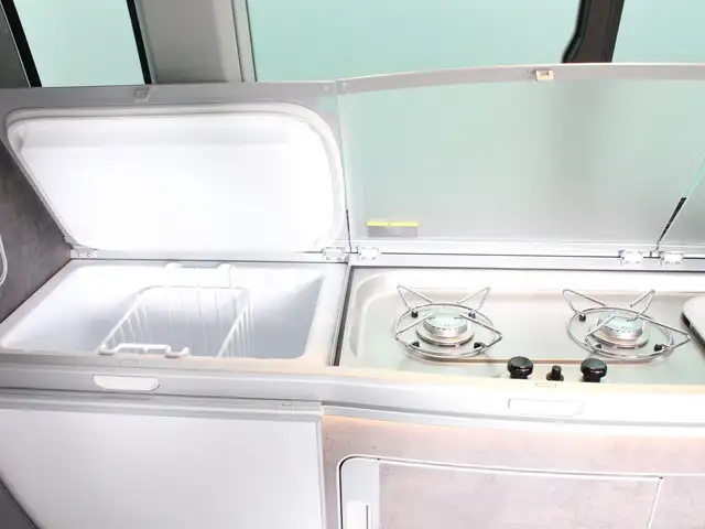 Volkswagen T6.1 California VW T6.1 California Ocean Edition TDI 4MOTION Ansicht 9