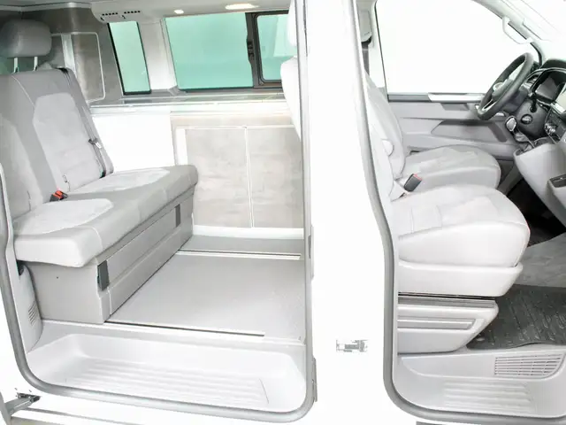 Volkswagen T6.1 California VW T6.1 California Ocean Edition TDI 4MOTION Ansicht 10