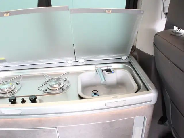 Volkswagen T6.1 California VW T6.1 California Ocean Edition TDI 4MOTION Ansicht 8