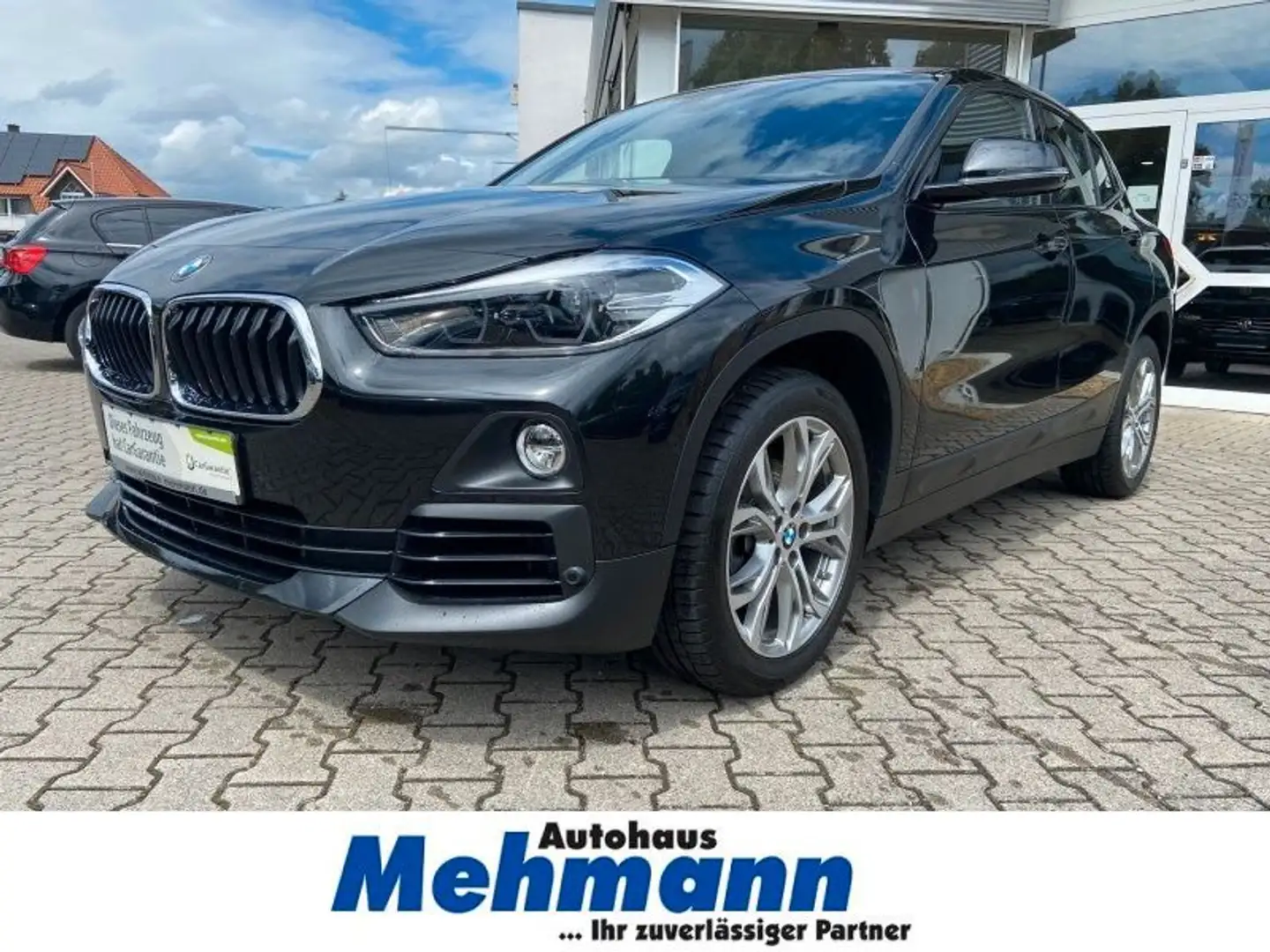 BMW X2 18i Aut. Advantage Plus Navi*LED*Sportsitze Schwarz - 1