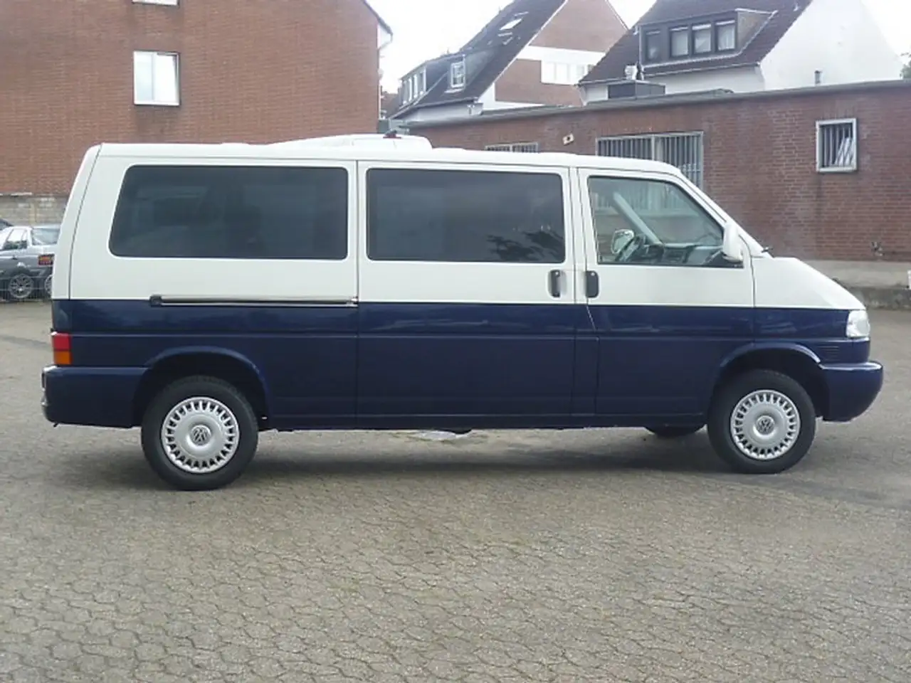 Volkswagen T4 Caravelle GL Automatik 2.5i 85Kw 1.Hand 2xKlima AB-AHK Top, foto 5