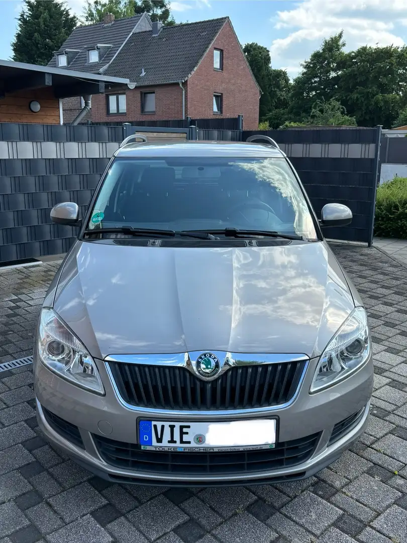 Skoda Fabia Fabia 1.2 TSI Combi FAMILY Beige - 1