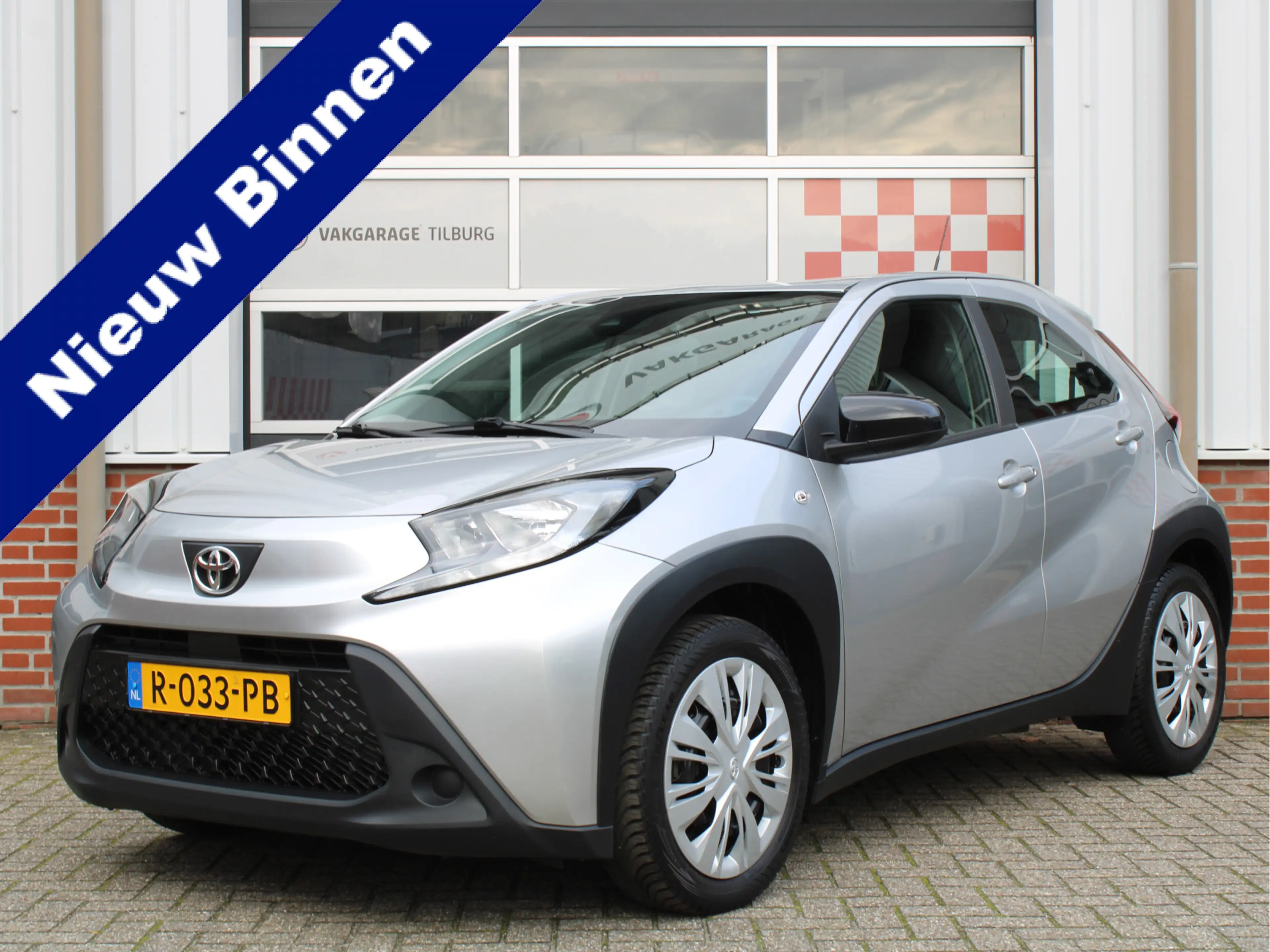 Toyota Aygo X 1.0 VVT-i MT Play /ACC/Carplay/Camera/Bluetooth/DA