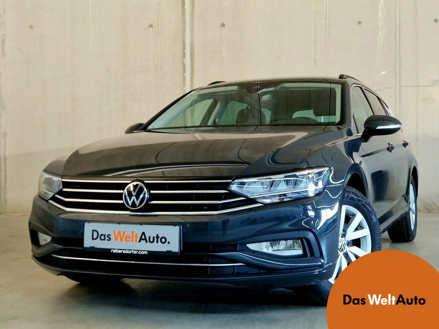 Volkswagen Passat Variant Business TDI Grijs - 1