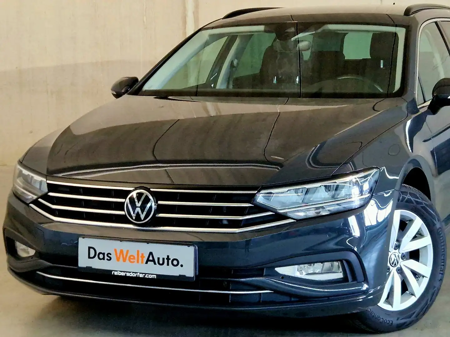 Volkswagen Passat Variant Business TDI Grijs - 2
