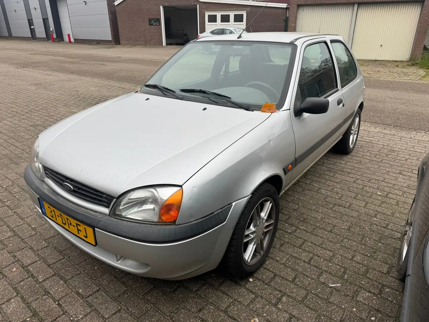 Ford Fiesta 1.3-8V First Edition nl auto nap! Airco l Elek ram Grau - 1