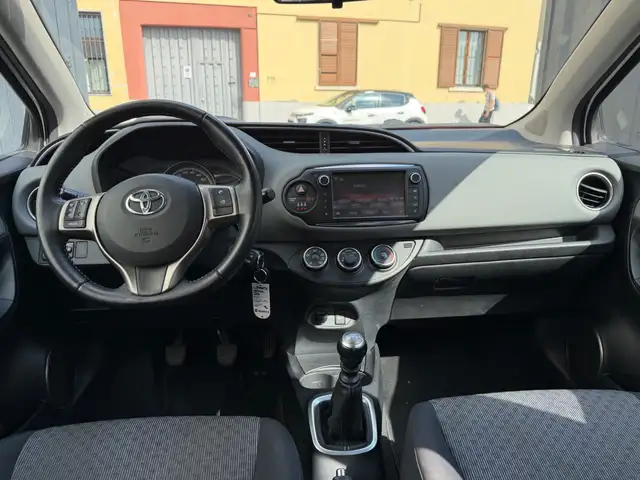 Toyota Yaris view 7
