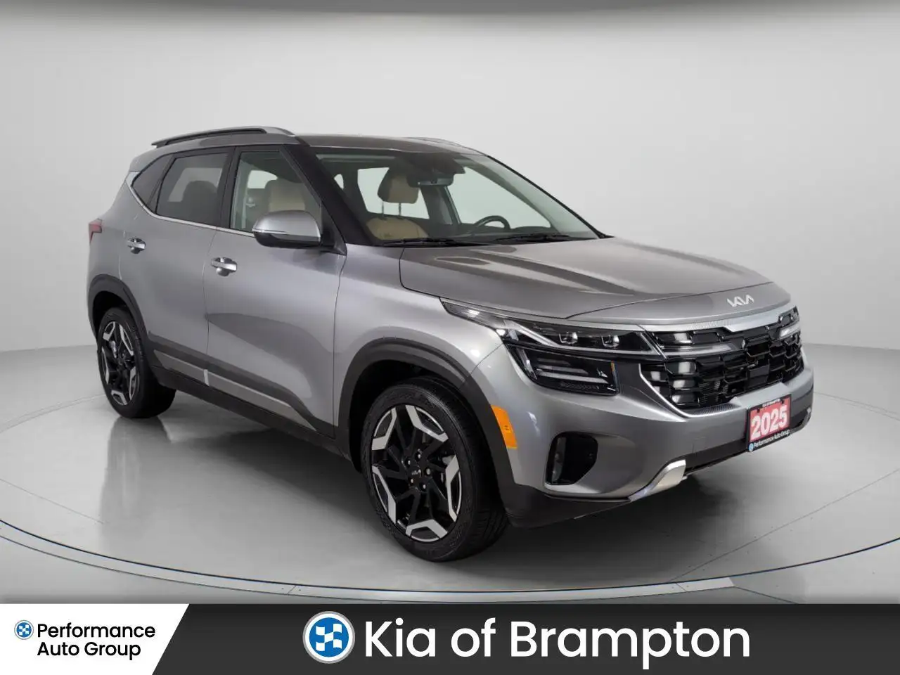 Kia Seltos снимка Kia Seltos
