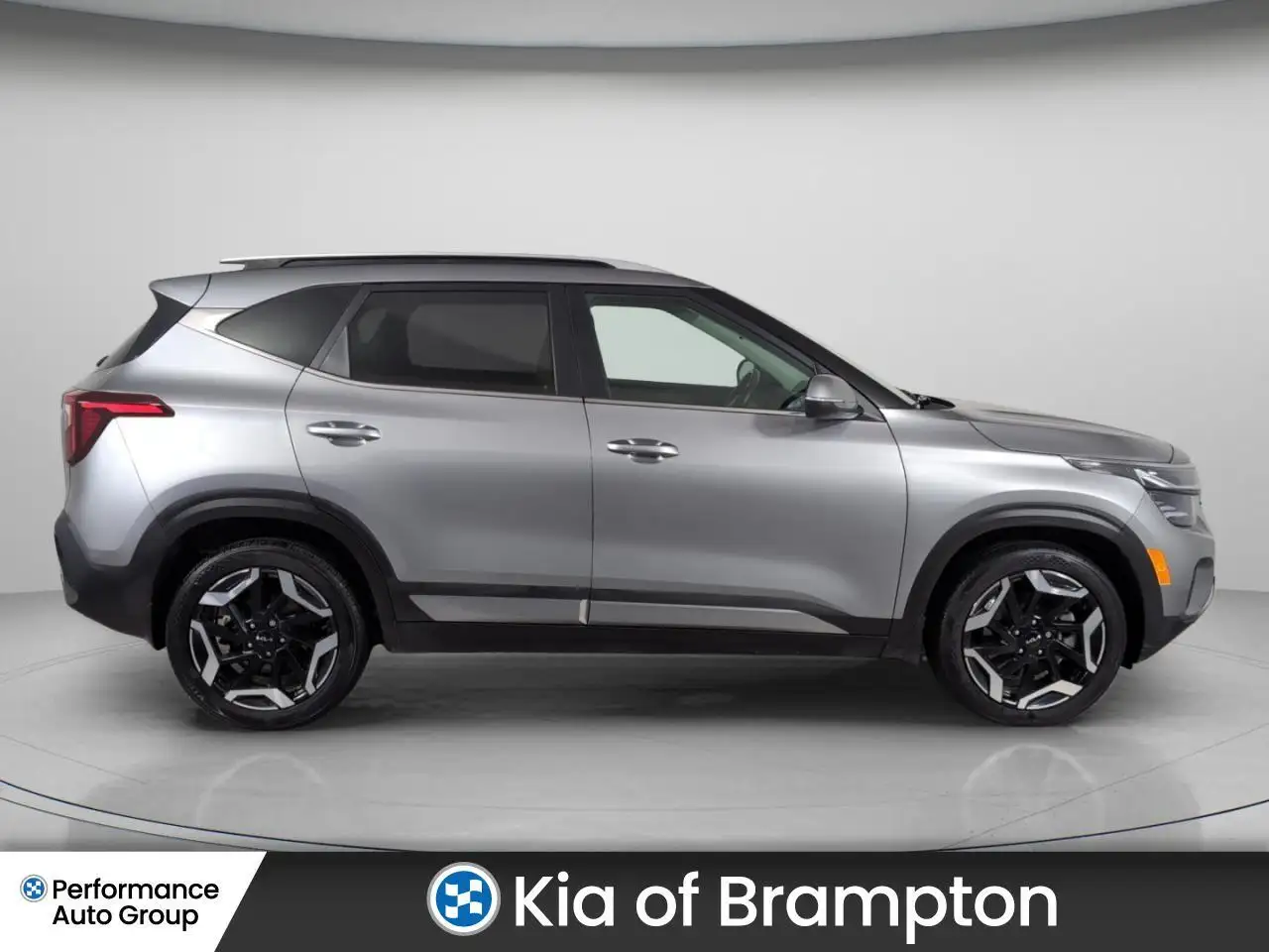 Kia Seltos снимка Kia Seltos