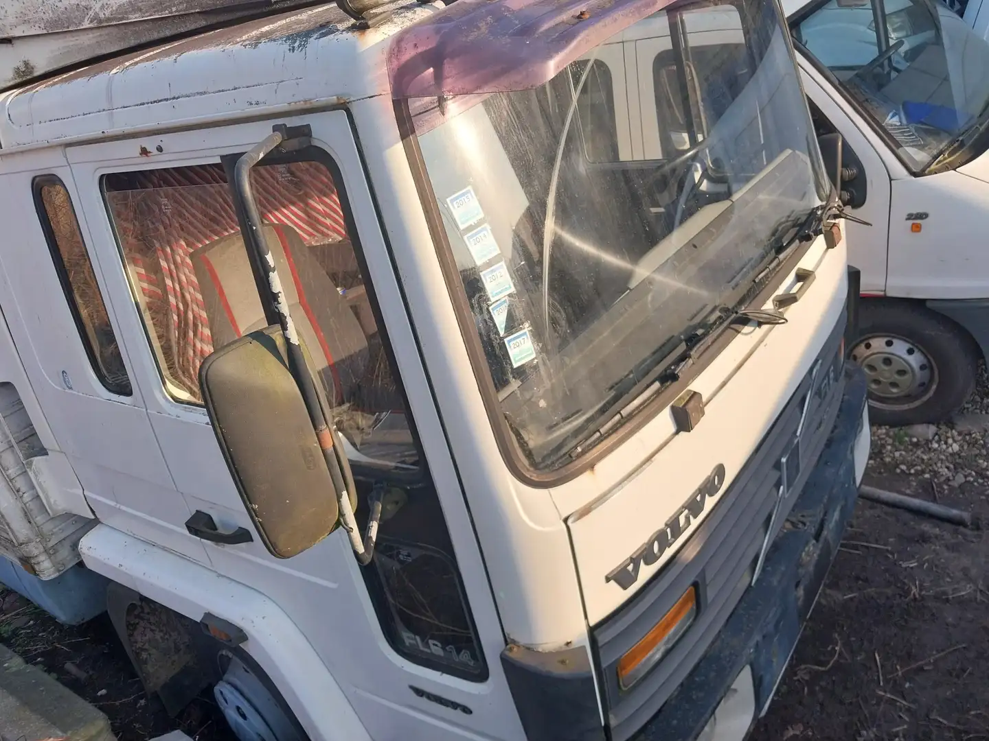 Trucks-Lkw Volvo VOLVO FL 6 .14 SUPER GOOD CONDITIE - 2